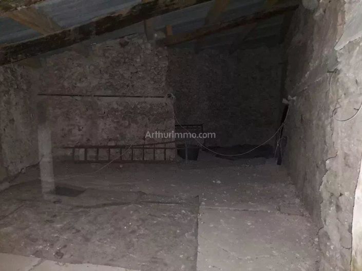 Image No.12-3 Bed House for sale