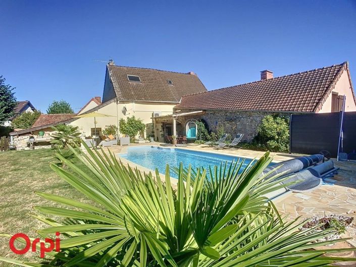 Image No.1-4 Bed House for sale