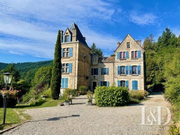1 - Lamastre, Property