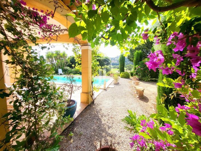 Image No.15-3 Bed House for sale