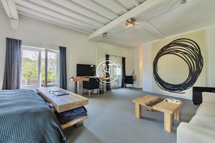 Image No.18-12 Bed House for sale