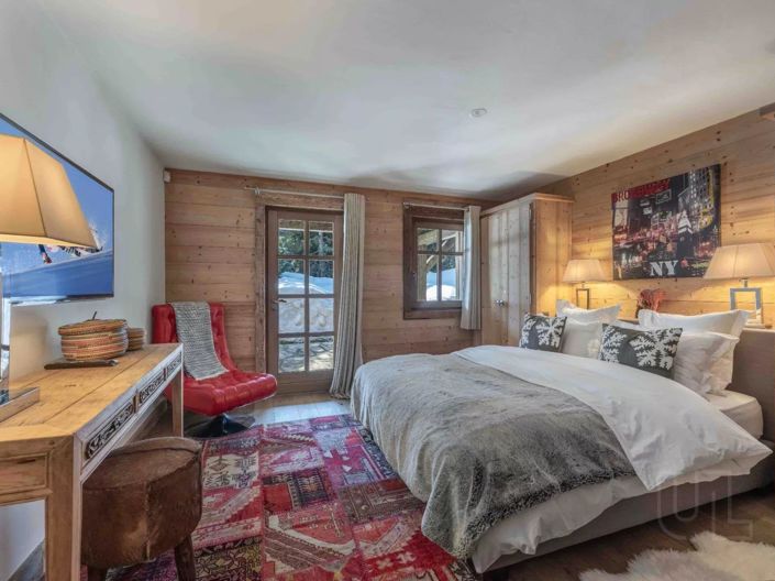 Image No.7-6 Bed House for sale