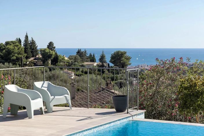 Image No.24-6 Bed House for sale