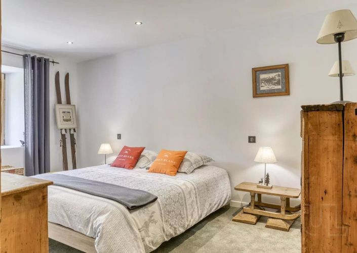 Image No.14-4 Bed House for sale