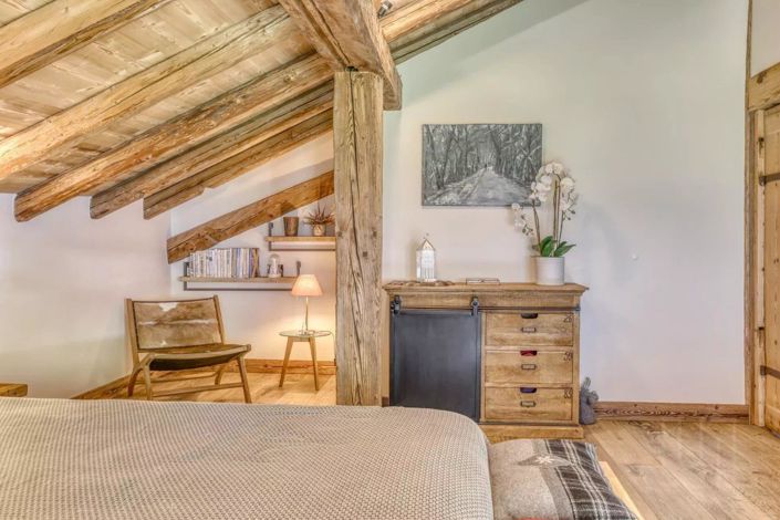 Image No.17-4 Bed House for sale