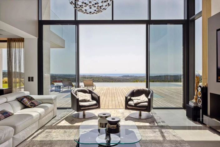 Image No.4-6 Bed House for sale