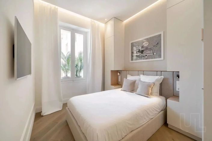 Image No.10-Propriété de 4 chambres à vendre à Cannes