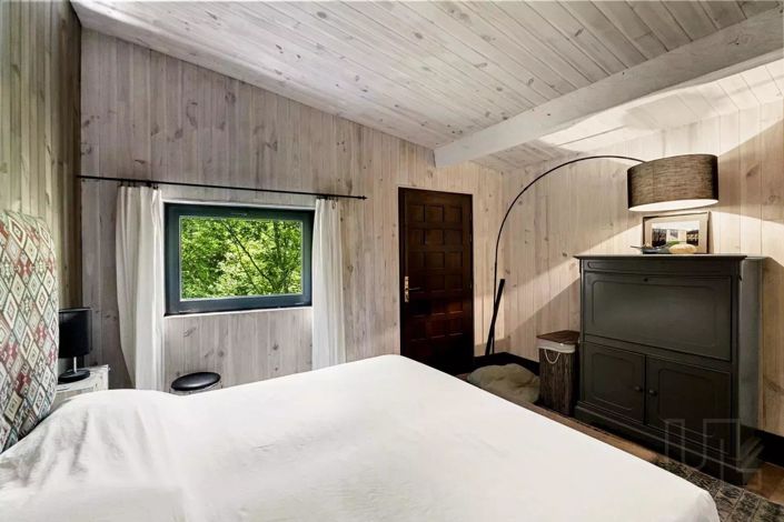 Image No.12-16 Bed House for sale