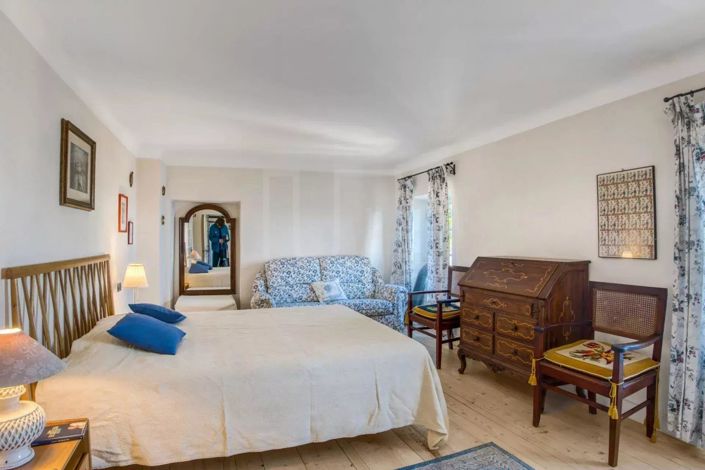 Image No.29-4 Bed House for sale