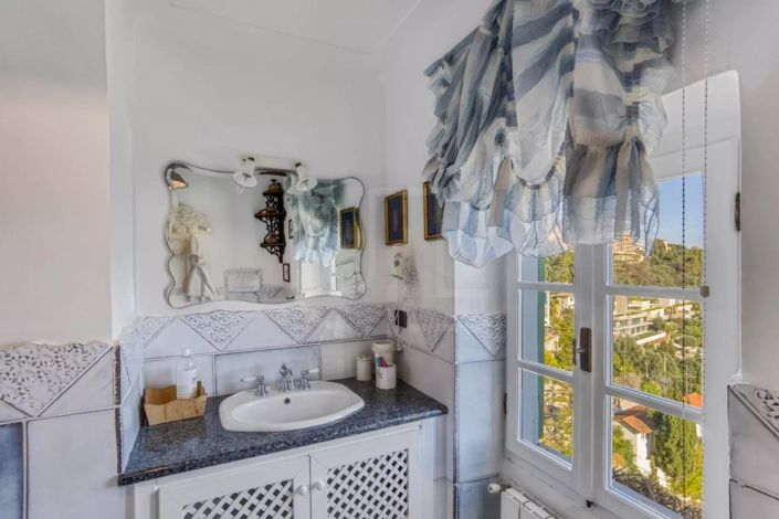 Image No.31-4 Bed House for sale