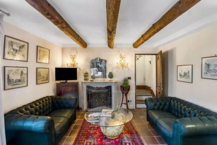 Image No.42-4 Bed House for sale