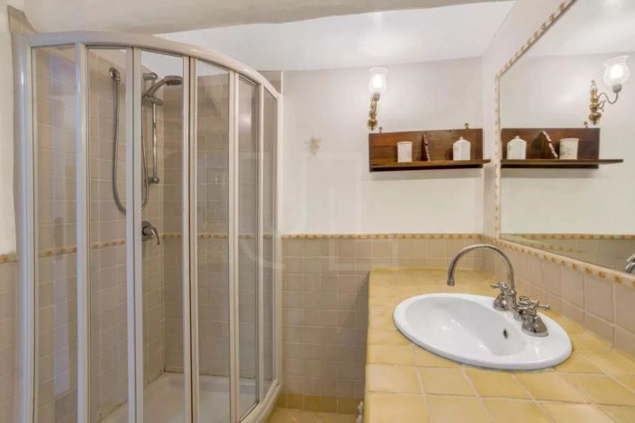 Image No.43-4 Bed House for sale