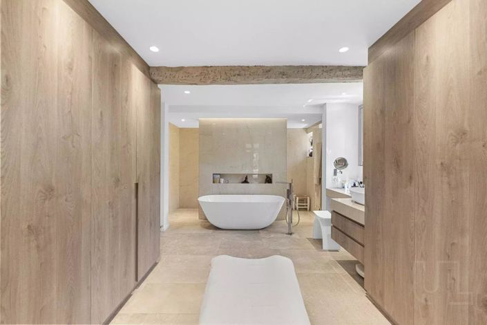 Image No.12-4 Bed House for sale