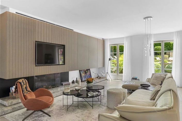 Image No.14-4 Bed House for sale