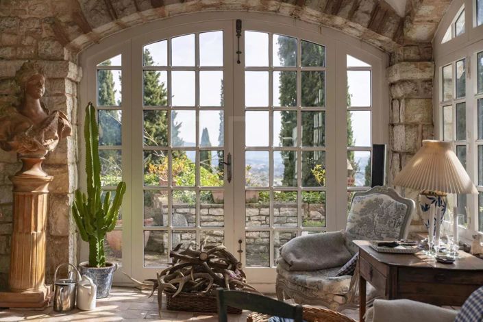 Image No.17-5 Bed House for sale