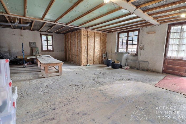 Image No.17-3 Bed Apartment for sale