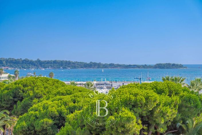 Image No.12-Appartement de 2 chambres à vendre à Cannes