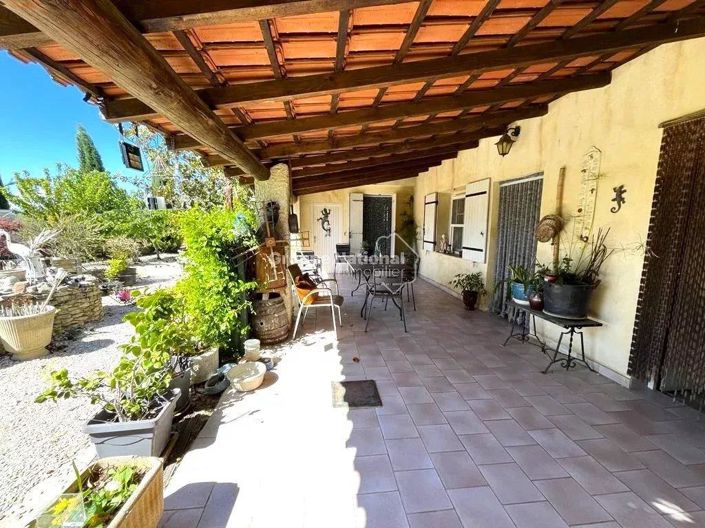 Image No.4-6 Bed House for sale