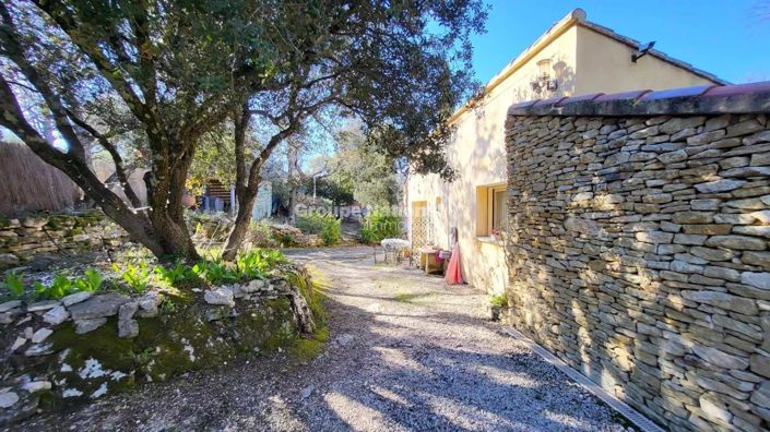 Image No.19-8 Bed House for sale