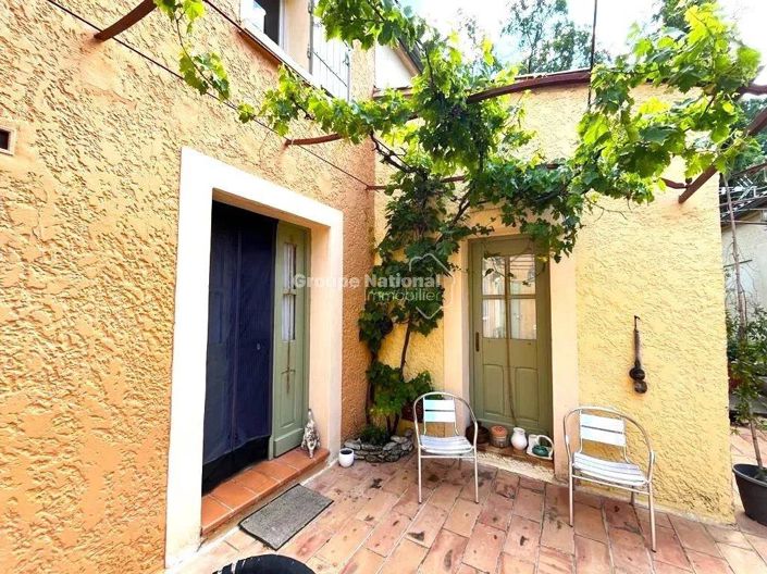 Image No.21-8 Bed House for sale