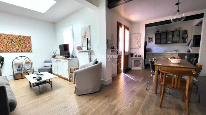 Image No.23-8 Bed House for sale