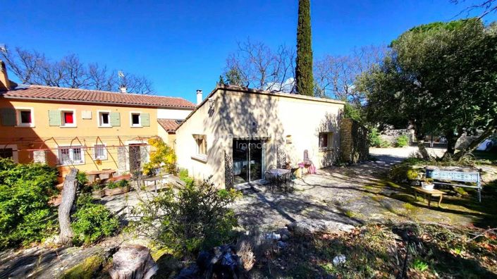 Image No.37-8 Bed House for sale