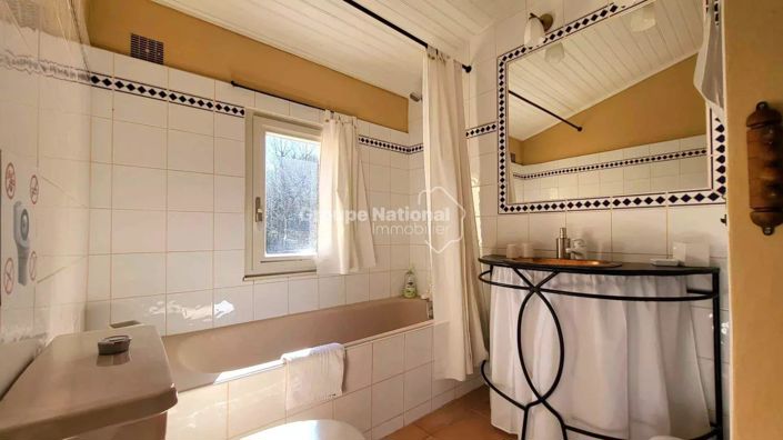 Image No.42-8 Bed House for sale