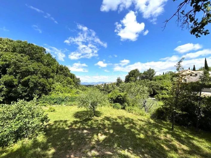 Image No.53-8 Bed House for sale