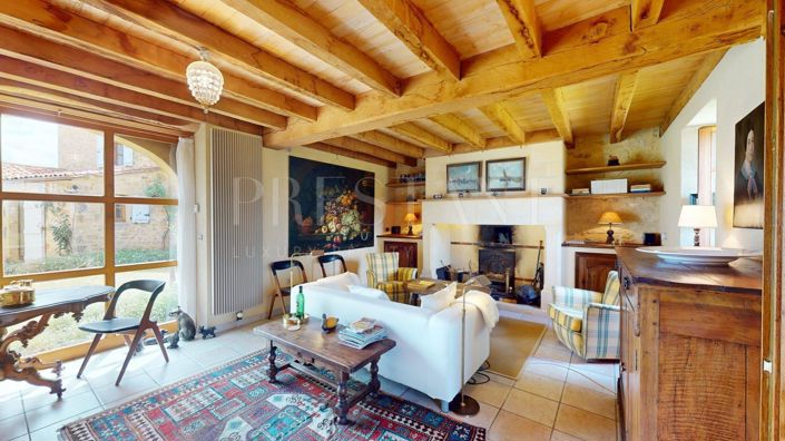 Image No.16-5 Bed Property for sale