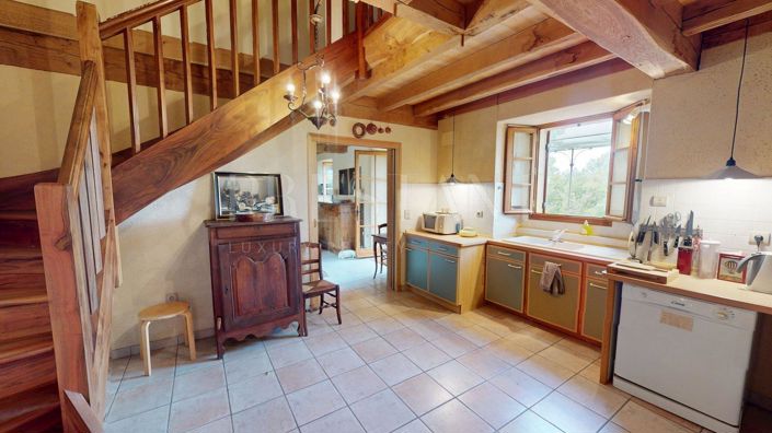 Image No.18-5 Bed Property for sale