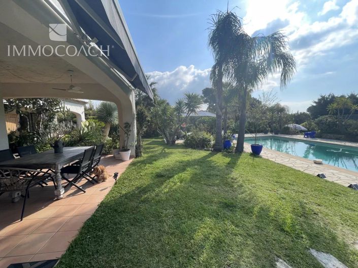 Image No.4-Maison de 5 chambres à vendre à La Londe-les-Maures