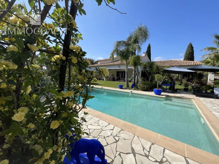 Image No.5-Maison de 5 chambres à vendre à La Londe-les-Maures