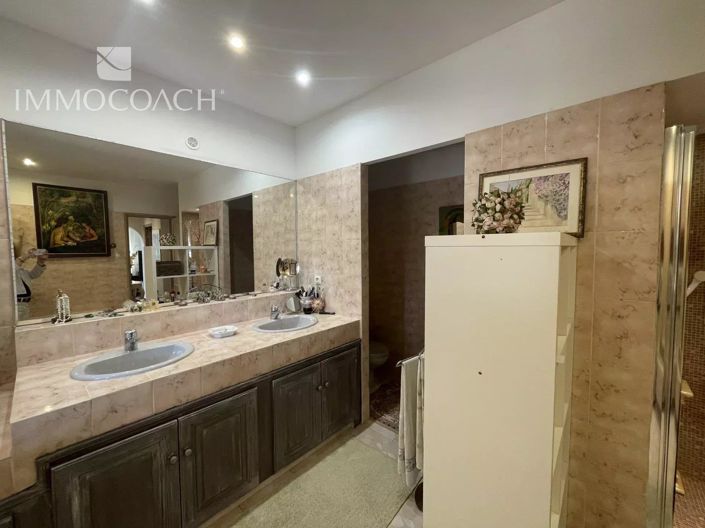 Image No.9-Maison de 5 chambres à vendre à La Londe-les-Maures