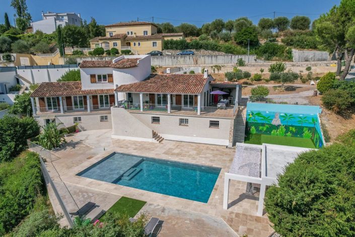Image No.1-5 Bed House for sale