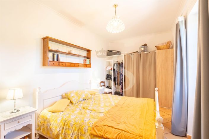 Image No.9-7 Bed House for sale