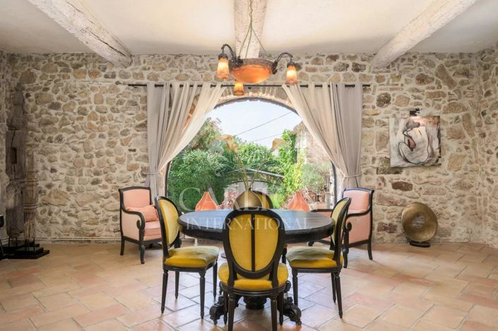 Image No.15-5 Bed House for sale