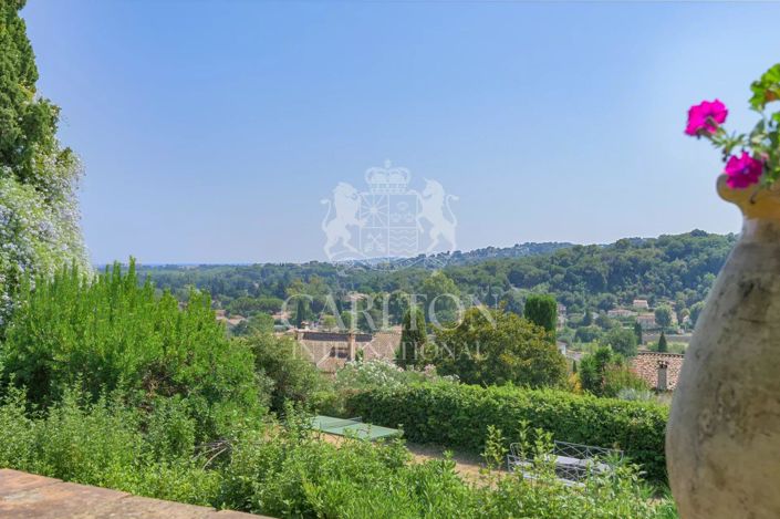 Image No.2-5 Bed House for sale