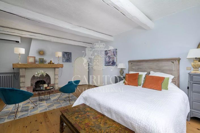 Image No.25-5 Bed House for sale