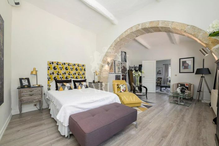 Image No.29-5 Bed House for sale