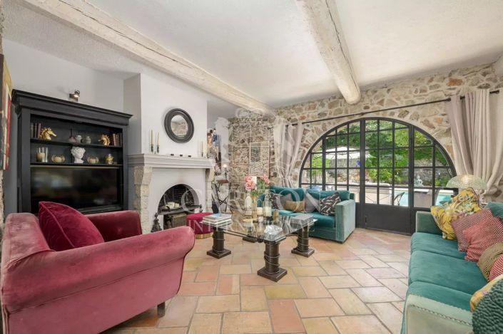 Image No.3-5 Bed House for sale