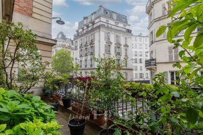 1 - Paris, Apartment