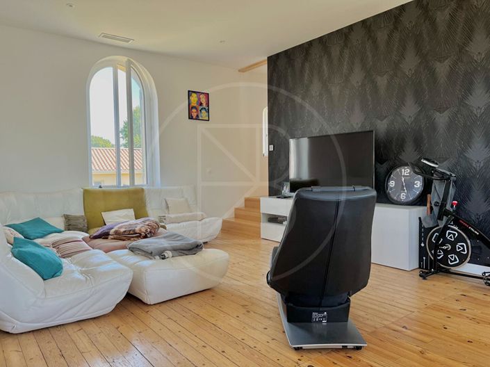 Image No.5-3 Bed House for sale