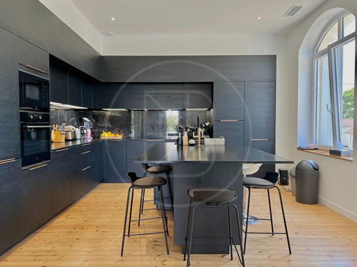 Image No.6-3 Bed House for sale