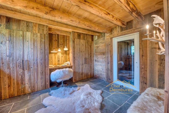 Image No.12-6 Bed House for sale