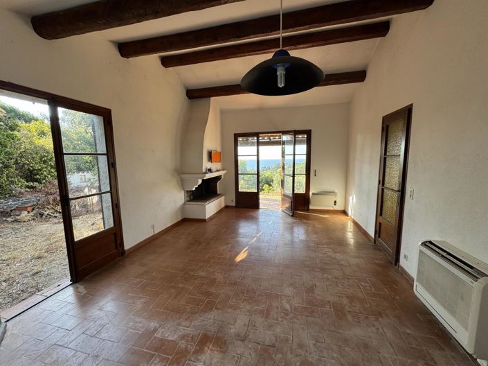 Image No.12-2 Bed House for sale