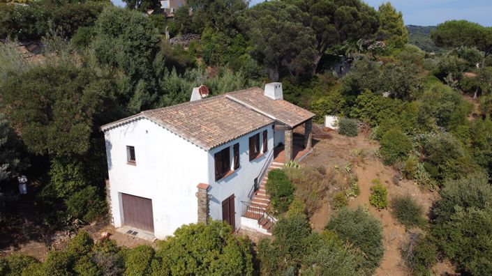 Image No.4-2 Bed House for sale