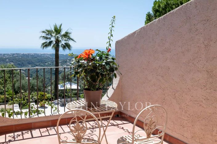 Image No.27-12 Bed House for sale