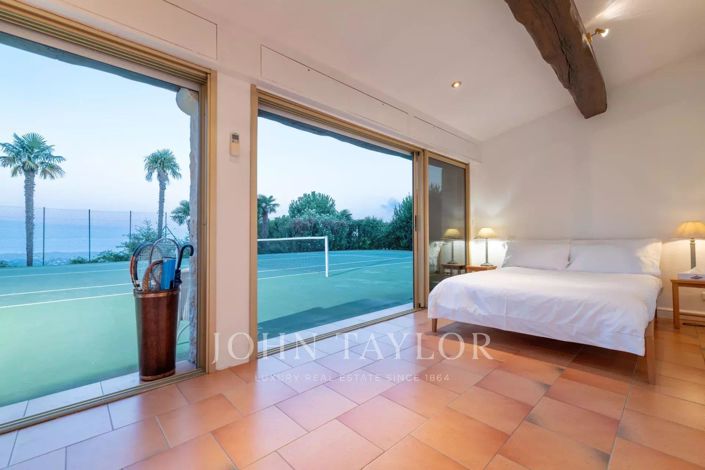 Image No.33-12 Bed House for sale