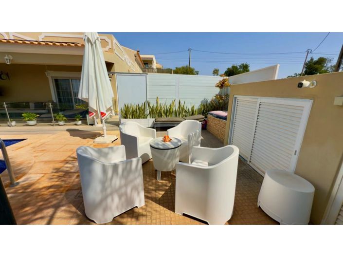 Image No.11-4 Bed House for sale