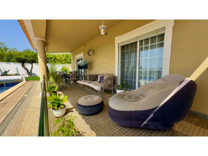 Image No.12-4 Bed House for sale